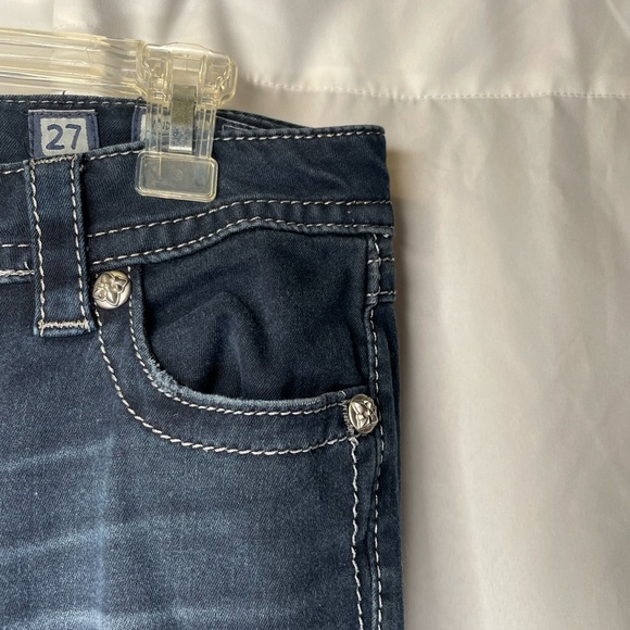 Miss Me Mid-Rise Easy Skinny Jeans - Picture 7 of 7